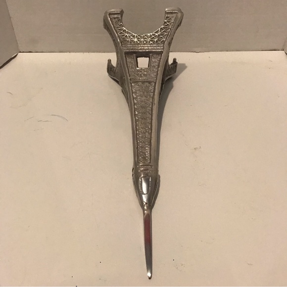 Metal Eiffel Tower - Picture 5 of 9